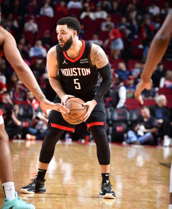 季很可能留 季很可能留