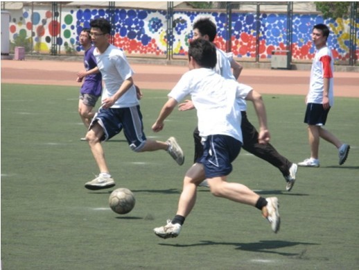 中登场